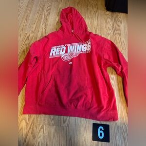 Men Detroit Red Wings Hoodie Size M